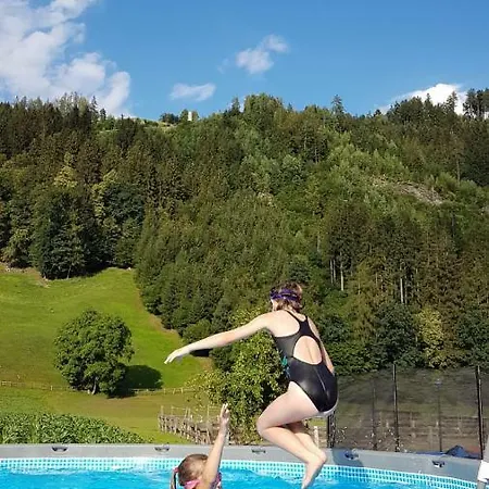 ゲストハウス Badererhof Christine Wechselberger