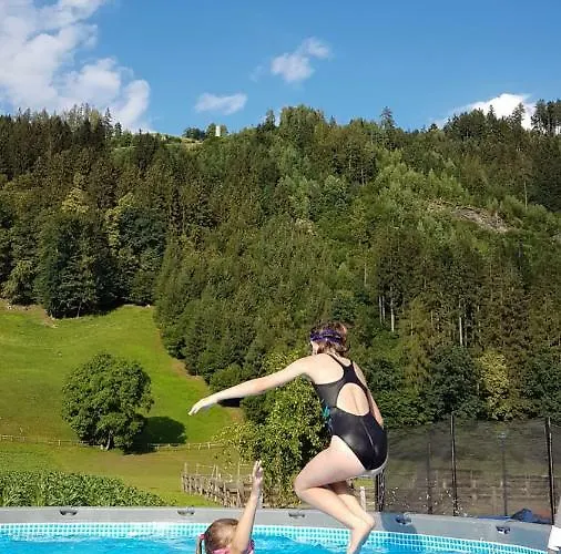 ゲストハウス Badererhof Christine Wechselberger